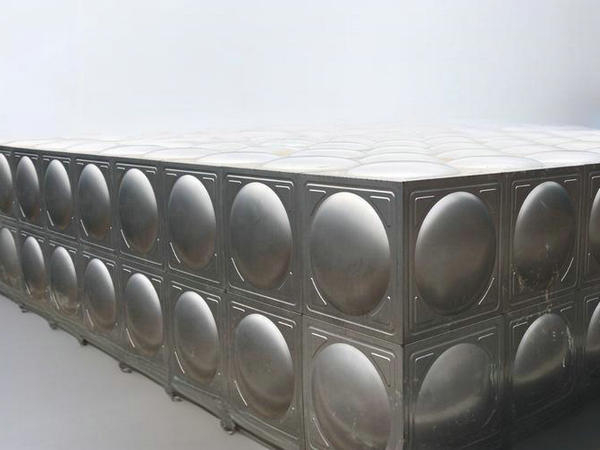 洛陽(yáng)不同材質(zhì)的消防水箱使用壽命有何差異?